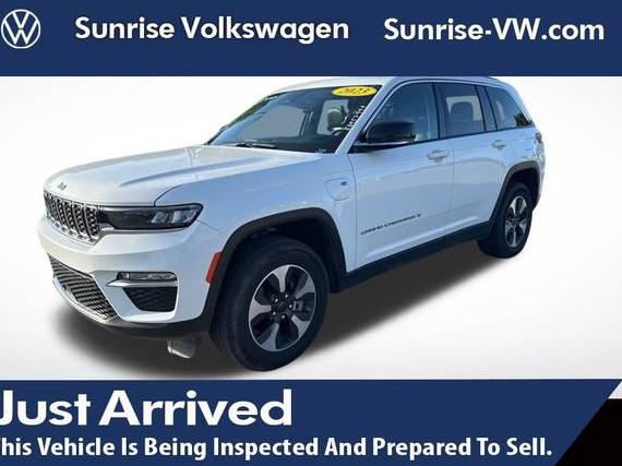 JEEP GRAND CHEROKEE 2024 1C4RJYB65R8957999 image